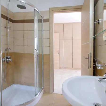Alexandros Villa *