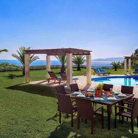 Villa Alexandros *